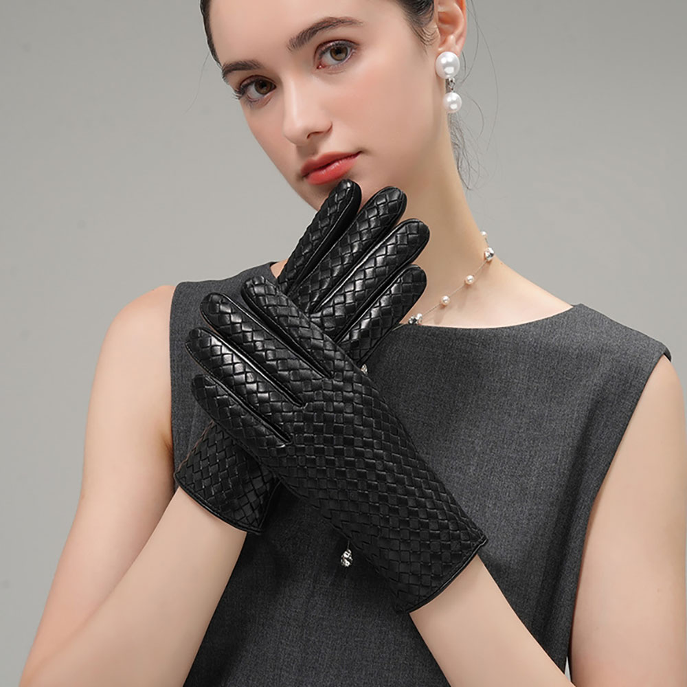 Guanti Invernali da Donna in V - Wool Glove Lined recensione e prezzo